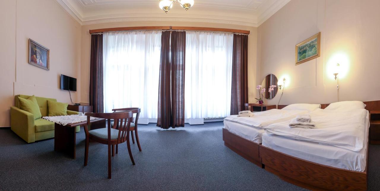 Hotel Slovan 플젠 외부 사진